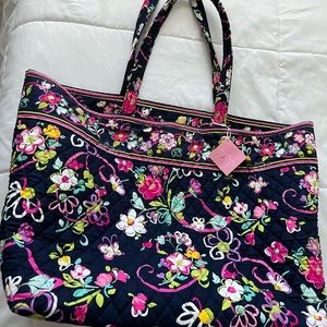 Vera bradley ribbons grand tote NWT